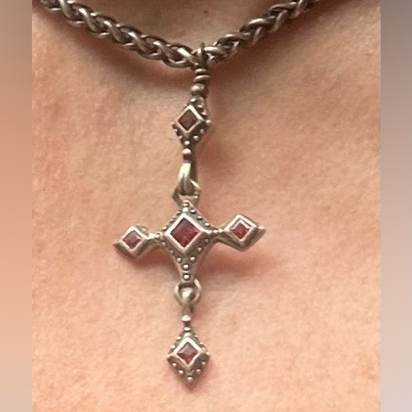 NWOT 3 Rexes Sterling Silver Rope Chain Garnet Cross Necklace - Picture 2 of 4